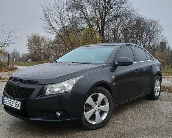 Черный Шевроле Круз, объемом двигателя 2 л и пробегом 320 тыс. км за 6800 $, фото 12 на Automoto.ua