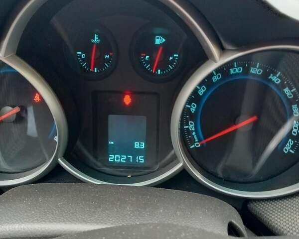 Чорний Шевроле Круз, об'ємом двигуна 1.6 л та пробігом 203 тис. км за 6000 $, фото 1 на Automoto.ua