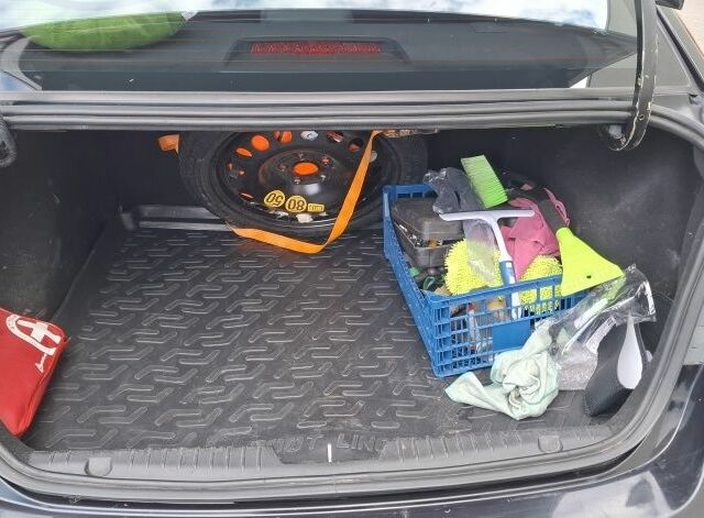 Черный Шевроле Круз, объемом двигателя 1.8 л и пробегом 314 тыс. км за 5500 $, фото 9 на Automoto.ua