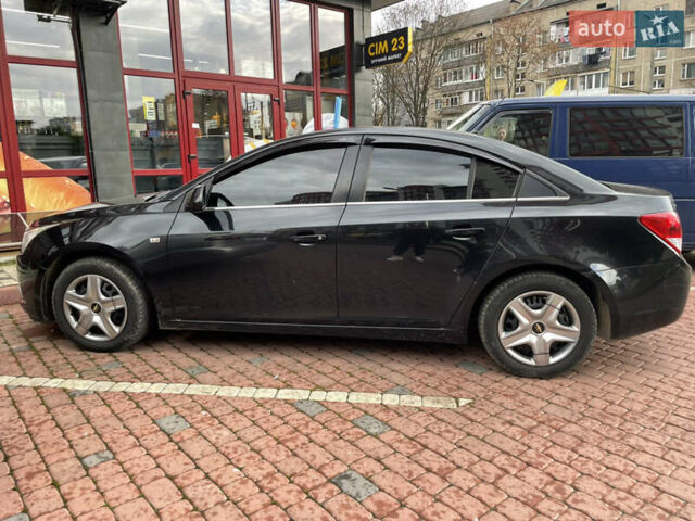 Чорний Шевроле Круз, об'ємом двигуна 2 л та пробігом 245 тис. км за 6850 $, фото 1 на Automoto.ua