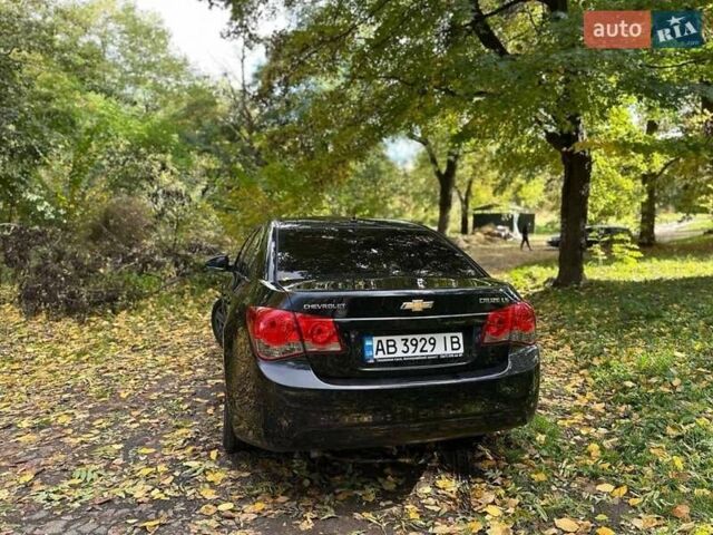 Черный Шевроле Круз, объемом двигателя 1.8 л и пробегом 177 тыс. км за 6400 $, фото 6 на Automoto.ua