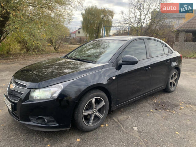 Черный Шевроле Круз, объемом двигателя 1.8 л и пробегом 195 тыс. км за 6200 $, фото 6 на Automoto.ua