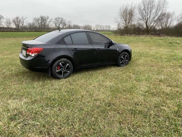 Чорний Шевроле Круз, об'ємом двигуна 1.8 л та пробігом 213 тис. км за 6600 $, фото 4 на Automoto.ua