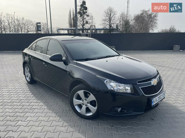 Черный Шевроле Круз, объемом двигателя 2 л и пробегом 290 тыс. км за 6800 $, фото 1 на Automoto.ua