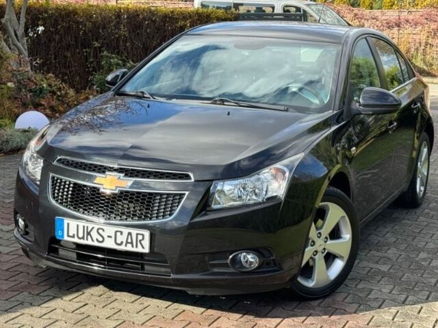 Черный Шевроле Круз, объемом двигателя 1.8 л и пробегом 120 тыс. км за 5199 $, фото 2 на Automoto.ua