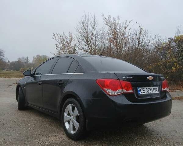 Черный Шевроле Круз, объемом двигателя 2 л и пробегом 320 тыс. км за 6800 $, фото 11 на Automoto.ua
