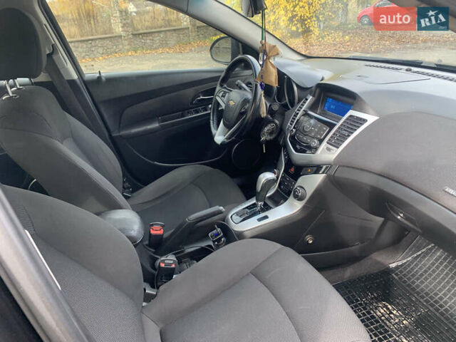 Черный Шевроле Круз, объемом двигателя 1.8 л и пробегом 195 тыс. км за 6200 $, фото 9 на Automoto.ua