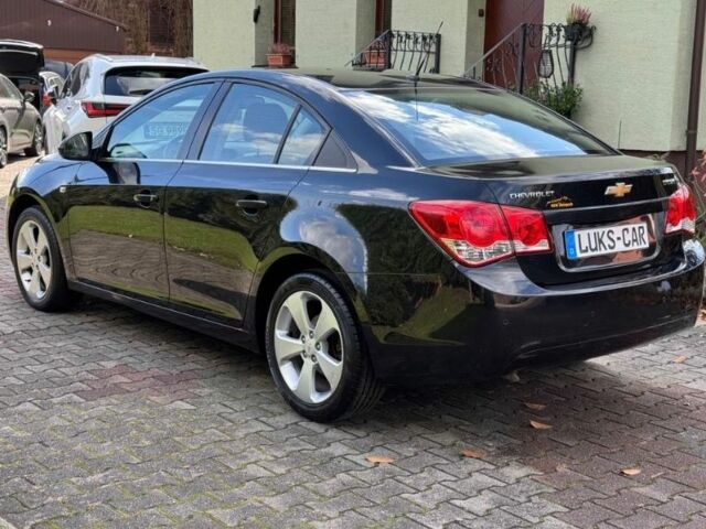 Черный Шевроле Круз, объемом двигателя 1.8 л и пробегом 120 тыс. км за 5199 $, фото 7 на Automoto.ua