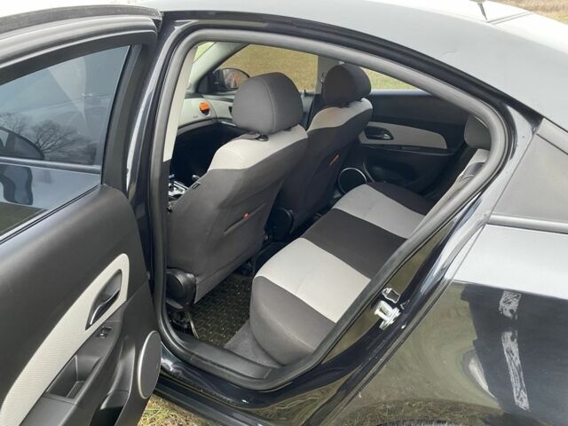 Чорний Шевроле Круз, об'ємом двигуна 1.8 л та пробігом 213 тис. км за 6600 $, фото 5 на Automoto.ua