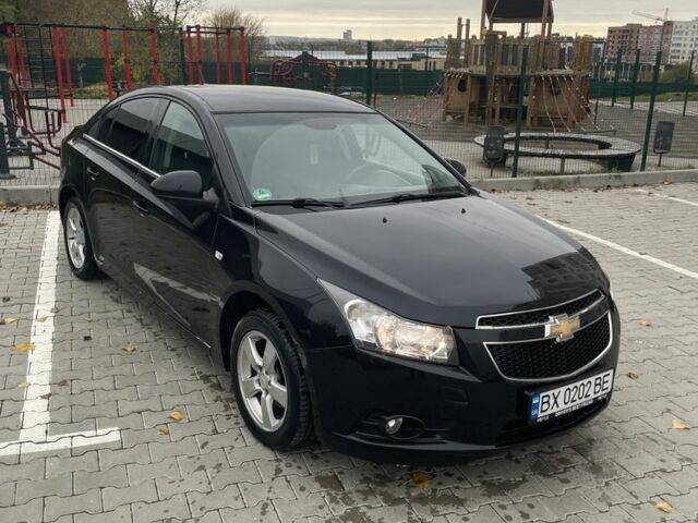 Чорний Шевроле Круз, об'ємом двигуна 1.8 л та пробігом 215 тис. км за 6700 $, фото 1 на Automoto.ua