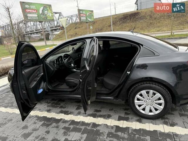 Чорний Шевроле Круз, об'ємом двигуна 1.6 л та пробігом 97 тис. км за 8000 $, фото 11 на Automoto.ua