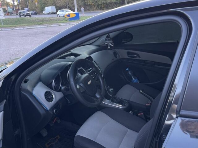 Чорний Шевроле Круз, об'ємом двигуна 1.8 л та пробігом 220 тис. км за 5500 $, фото 14 на Automoto.ua