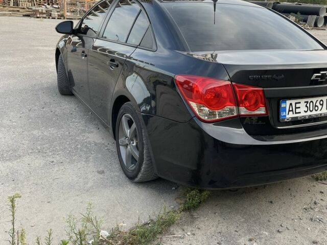 Чорний Шевроле Круз, об'ємом двигуна 1.8 л та пробігом 220 тис. км за 5500 $, фото 7 на Automoto.ua
