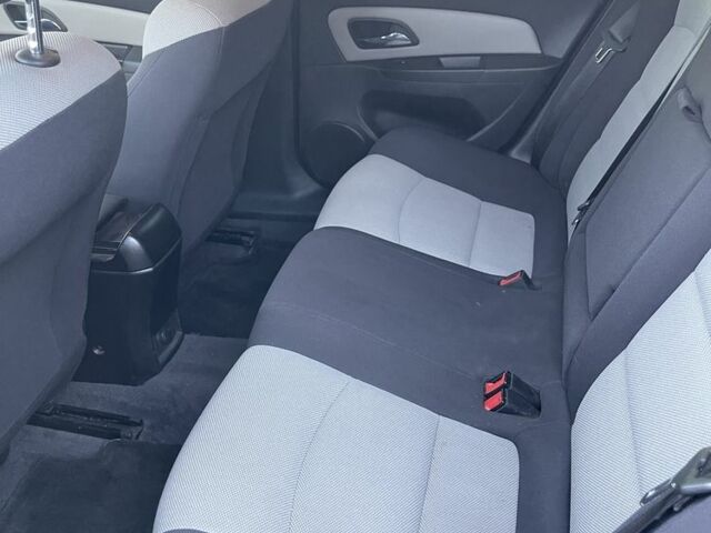 Чорний Шевроле Круз, об'ємом двигуна 1.8 л та пробігом 220 тис. км за 5500 $, фото 17 на Automoto.ua