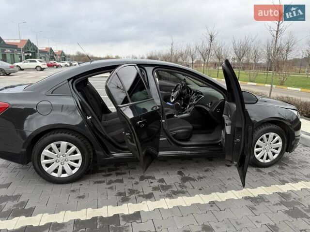 Чорний Шевроле Круз, об'ємом двигуна 1.6 л та пробігом 97 тис. км за 8000 $, фото 8 на Automoto.ua