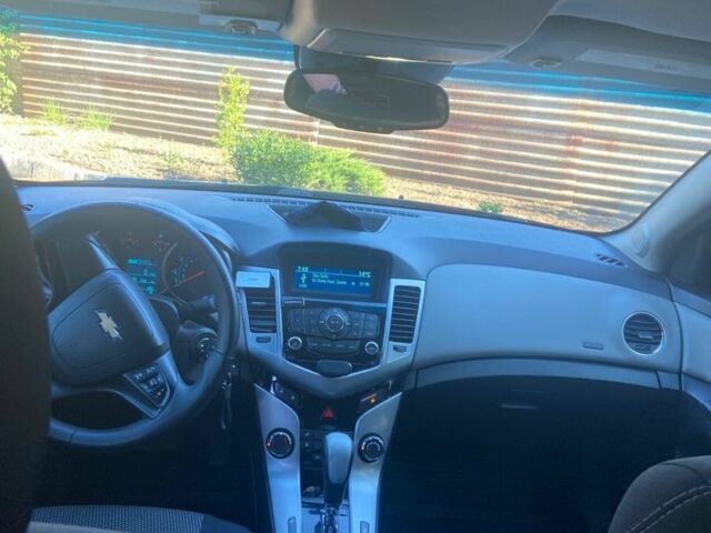 Черный Шевроле Круз, объемом двигателя 1.8 л и пробегом 233 тыс. км за 5300 $, фото 2 на Automoto.ua