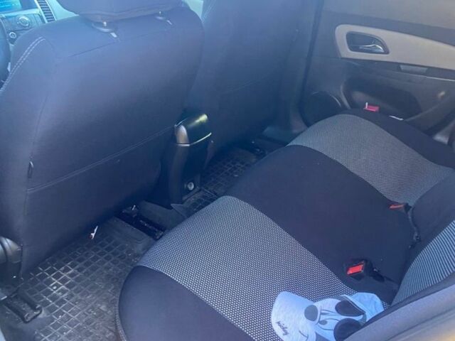 Черный Шевроле Круз, объемом двигателя 1.8 л и пробегом 233 тыс. км за 5300 $, фото 3 на Automoto.ua