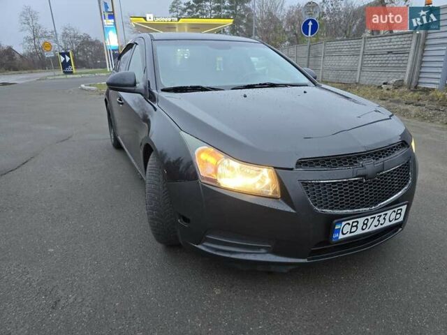 Чорний Шевроле Круз, об'ємом двигуна 1.8 л та пробігом 209 тис. км за 4600 $, фото 6 на Automoto.ua