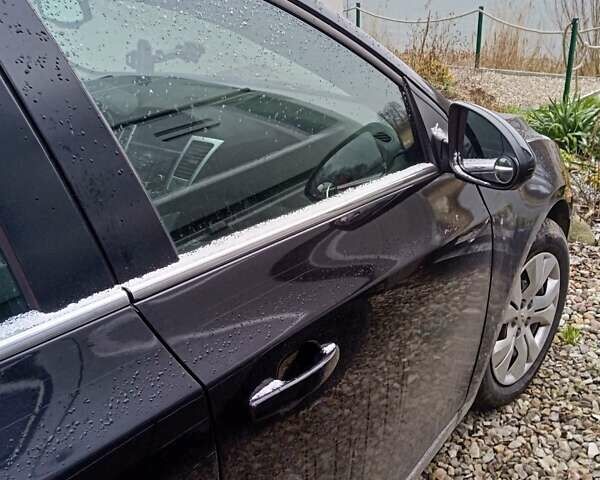 Черный Шевроле Круз, объемом двигателя 1.5 л и пробегом 104 тыс. км за 9500 $, фото 1 на Automoto.ua