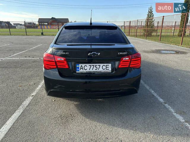 Черный Шевроле Круз, объемом двигателя 1.8 л и пробегом 123 тыс. км за 9600 $, фото 10 на Automoto.ua