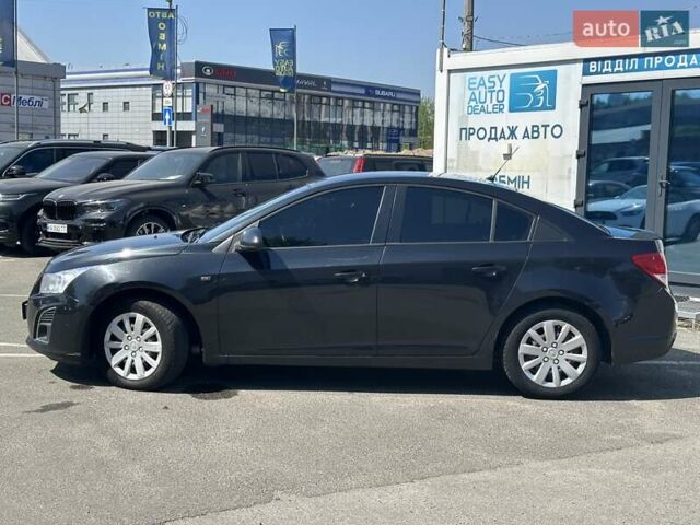 Черный Шевроле Круз, объемом двигателя 2 л и пробегом 214 тыс. км за 6590 $, фото 6 на Automoto.ua