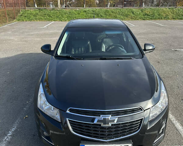 Черный Шевроле Круз, объемом двигателя 1.8 л и пробегом 123 тыс. км за 9600 $, фото 15 на Automoto.ua