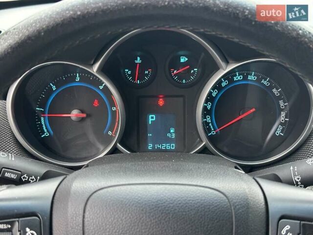 Чорний Шевроле Круз, об'ємом двигуна 2 л та пробігом 214 тис. км за 6290 $, фото 15 на Automoto.ua