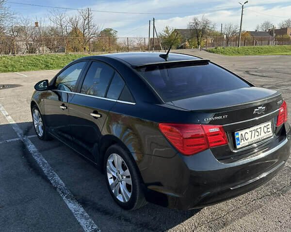 Черный Шевроле Круз, объемом двигателя 1.8 л и пробегом 123 тыс. км за 9600 $, фото 5 на Automoto.ua