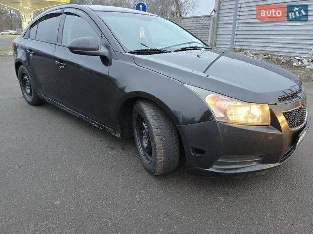 Чорний Шевроле Круз, об'ємом двигуна 1.8 л та пробігом 209 тис. км за 4600 $, фото 5 на Automoto.ua