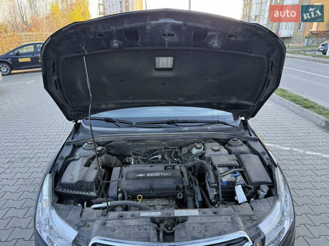 Черный Шевроле Круз, объемом двигателя 1.8 л и пробегом 85 тыс. км за 7600 $, фото 18 на Automoto.ua