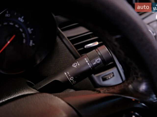 Черный Шевроле Круз, объемом двигателя 1.36 л и пробегом 160 тыс. км за 5900 $, фото 21 на Automoto.ua