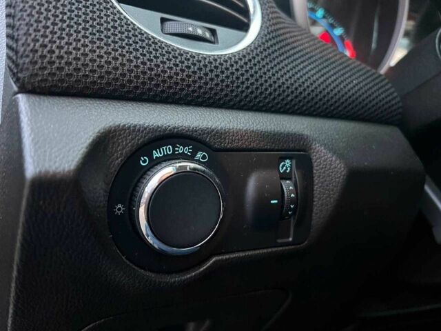 Черный Шевроле Круз, объемом двигателя 1.4 л и пробегом 172 тыс. км за 6990 $, фото 17 на Automoto.ua