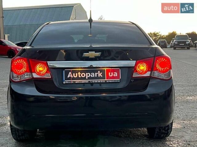 Черный Шевроле Круз, объемом двигателя 1.4 л и пробегом 172 тыс. км за 6990 $, фото 6 на Automoto.ua