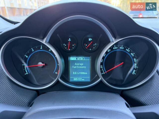 Черный Шевроле Круз, объемом двигателя 1.8 л и пробегом 85 тыс. км за 7600 $, фото 24 на Automoto.ua