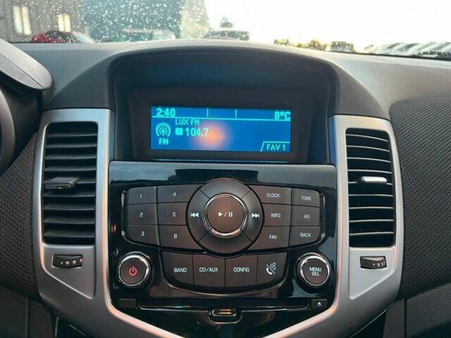 Черный Шевроле Круз, объемом двигателя 1.4 л и пробегом 172 тыс. км за 6990 $, фото 26 на Automoto.ua