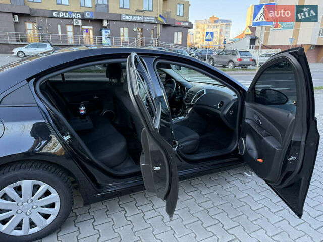 Черный Шевроле Круз, объемом двигателя 1.8 л и пробегом 85 тыс. км за 7600 $, фото 16 на Automoto.ua