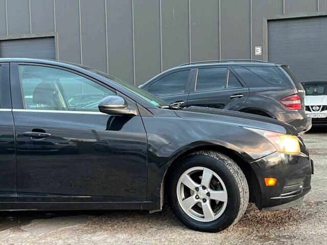 Черный Шевроле Круз, объемом двигателя 1.4 л и пробегом 172 тыс. км за 6990 $, фото 9 на Automoto.ua