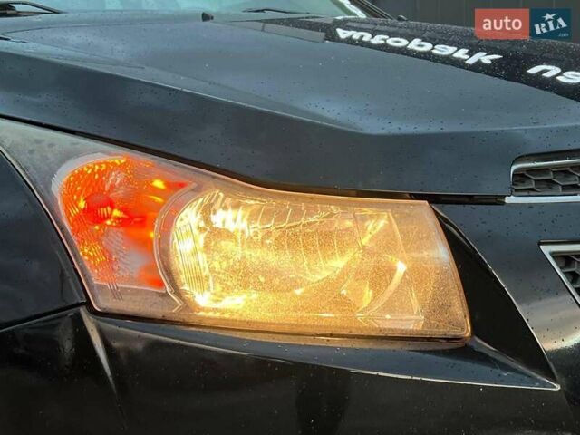 Черный Шевроле Круз, объемом двигателя 1.4 л и пробегом 172 тыс. км за 6990 $, фото 10 на Automoto.ua