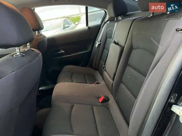 Черный Шевроле Круз, объемом двигателя 1.4 л и пробегом 172 тыс. км за 6990 $, фото 33 на Automoto.ua