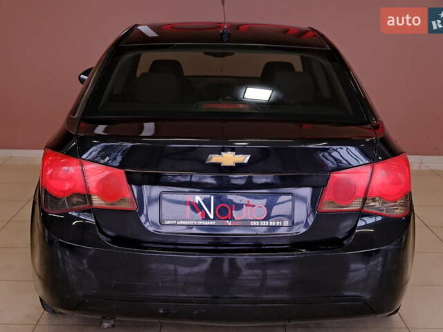 Черный Шевроле Круз, объемом двигателя 1.36 л и пробегом 160 тыс. км за 5900 $, фото 12 на Automoto.ua