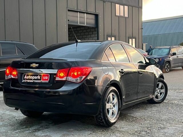 Черный Шевроле Круз, объемом двигателя 1.4 л и пробегом 172 тыс. км за 6990 $, фото 6 на Automoto.ua