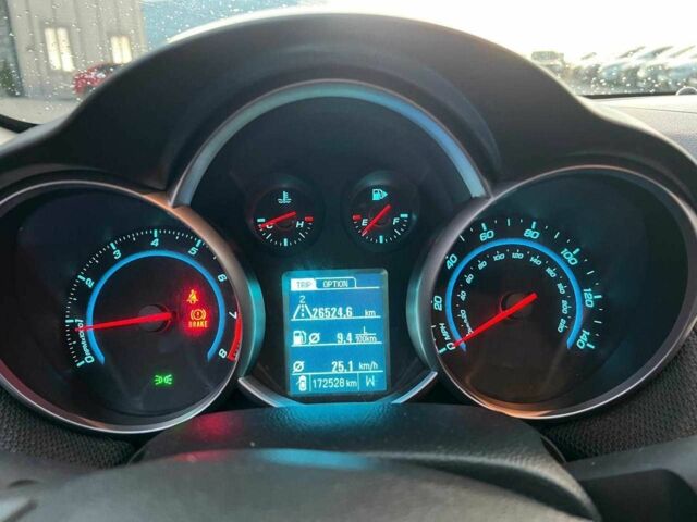 Черный Шевроле Круз, объемом двигателя 1.4 л и пробегом 172 тыс. км за 6990 $, фото 18 на Automoto.ua