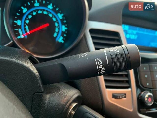 Черный Шевроле Круз, объемом двигателя 1.4 л и пробегом 172 тыс. км за 6990 $, фото 20 на Automoto.ua