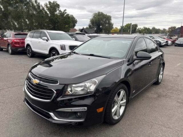 Черный Шевроле Круз, объемом двигателя 1.4 л и пробегом 73 тыс. км за 5700 $, фото 2 на Automoto.ua