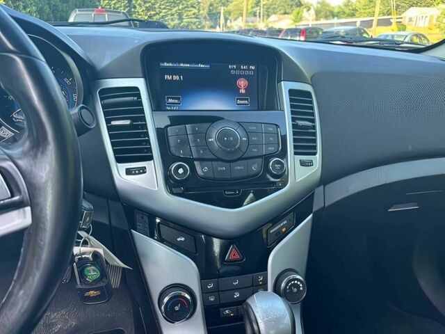 Шевроле Круз 2016 в Львове на Automoto.ua Черный Шевроле Круз, объемом двигателя 1.4 л и пробегом 79 тыс. км за 6400 $, фото 9 на Automoto.ua