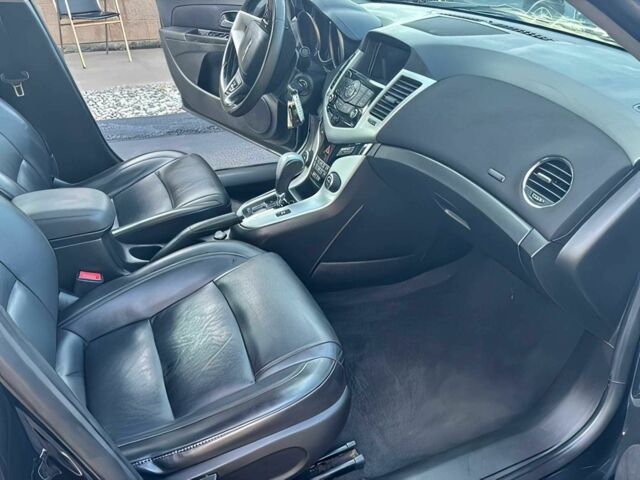 Шевроле Круз 2016 в Львове на Automoto.ua Черный Шевроле Круз, объемом двигателя 1.4 л и пробегом 79 тыс. км за 6400 $, фото 11 на Automoto.ua