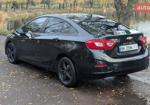 Чорний Шевроле Круз, об'ємом двигуна 1.4 л та пробігом 176 тис. км за 7990 $, фото 6 на Automoto.ua