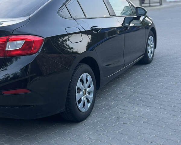 Черный Шевроле Круз, объемом двигателя 1.4 л и пробегом 94 тыс. км за 8500 $, фото 3 на Automoto.ua