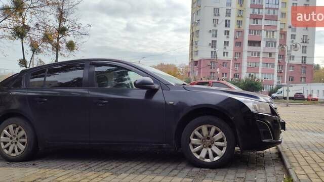 Чорний Шевроле Круз, об'ємом двигуна 1.8 л та пробігом 221 тис. км за 5900 $, фото 4 на Automoto.ua