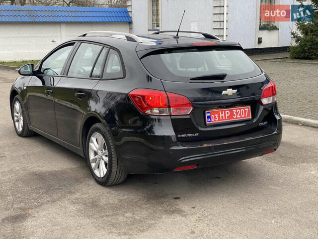 Черный Шевроле Круз, объемом двигателя 1.4 л и пробегом 230 тыс. км за 6550 $, фото 4 на Automoto.ua